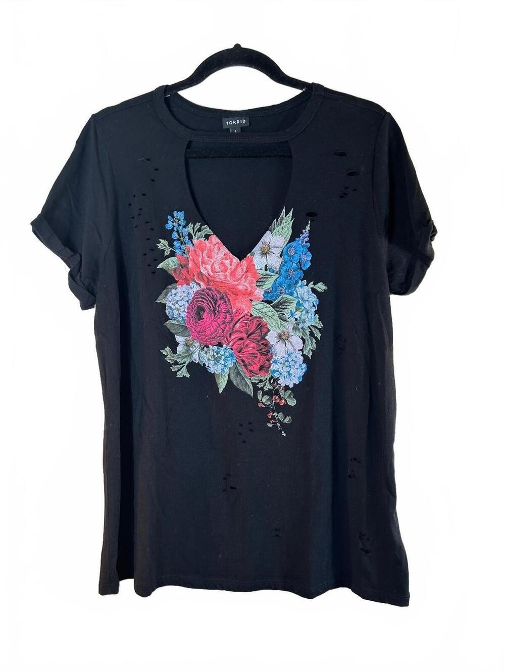 TORRID Women’s Black Floral Distressed Choker Neck Tee / Size: 1-1X